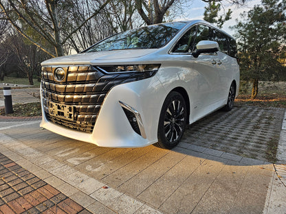 日本關西大阪自駕租車 – 白色 Toyota Alphard 第四代（2025年款）